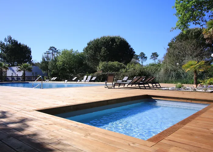 Θέρετρο Green Resort 4*